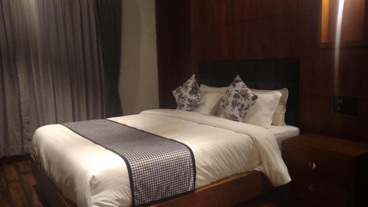 Hotel Biranji Aqua Retreat Chikmagalūr Zewnętrze zdjęcie