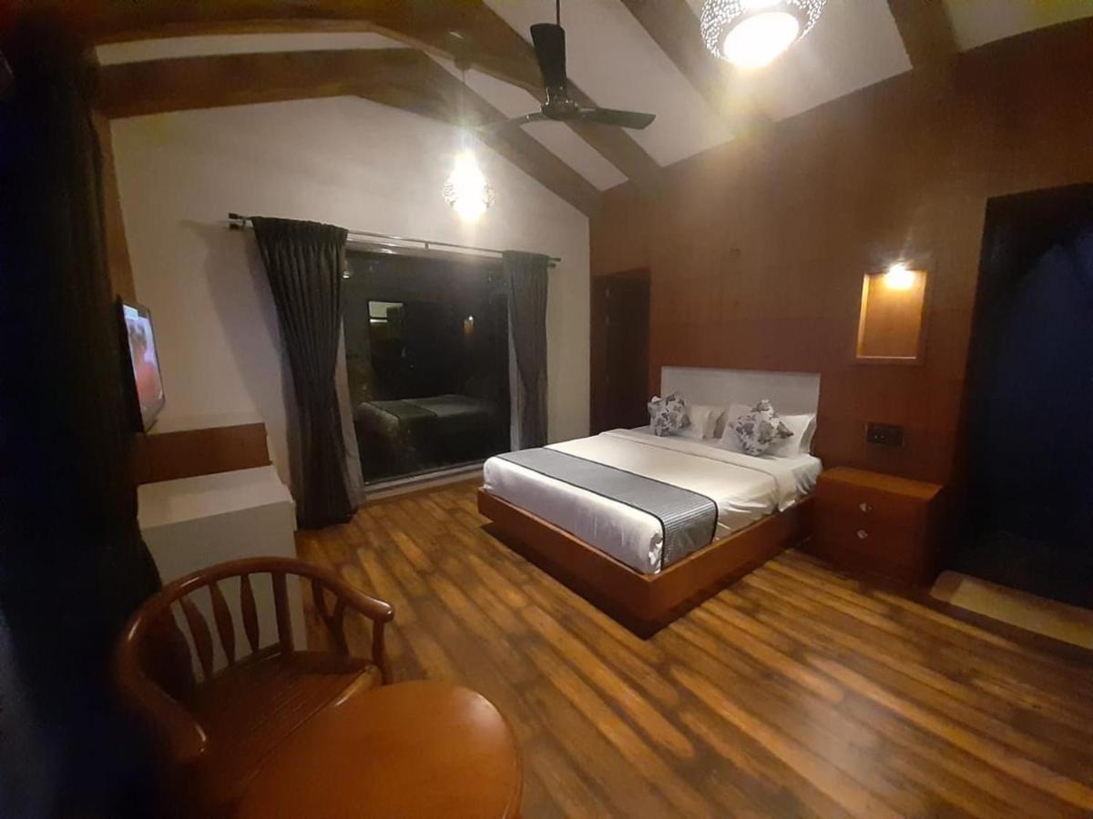 Hotel Biranji Aqua Retreat Chikmagalūr Zewnętrze zdjęcie