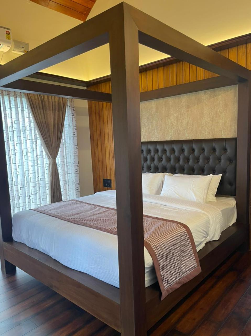 Hotel Biranji Aqua Retreat Chikmagalūr Zewnętrze zdjęcie
